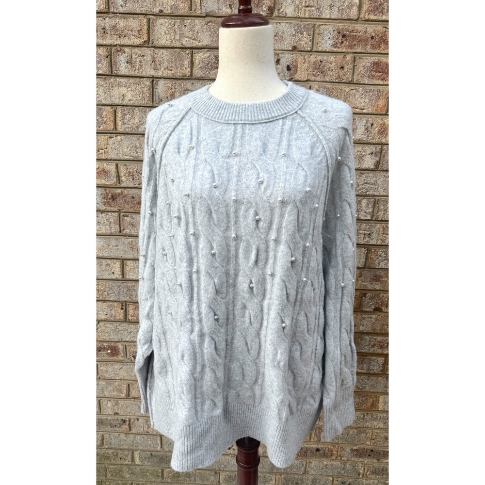NWT Aerie Gray Unreal Cable Crew Sweater with Pearls - Picture 4 of 9